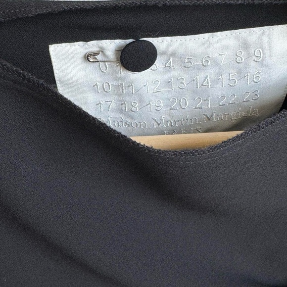 HM x MARGIELA Black SIDEWAYS DRESS / Black Asymmetrical Draped Dress - Picture 4 of 8